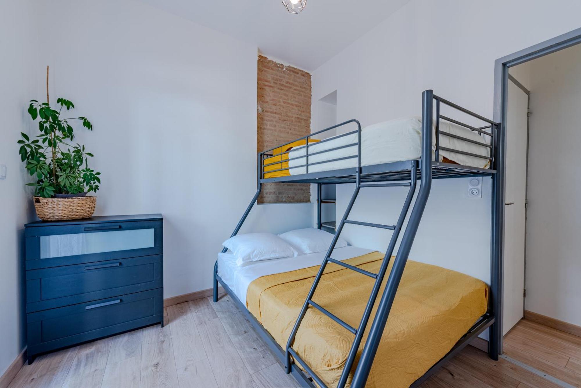 Chic Family - Neuf & Moderne - Parking Wifi Centre Ville Gare Tgv - Confort Ideal Famille - Offre Speciale Perpignan Exterior photo