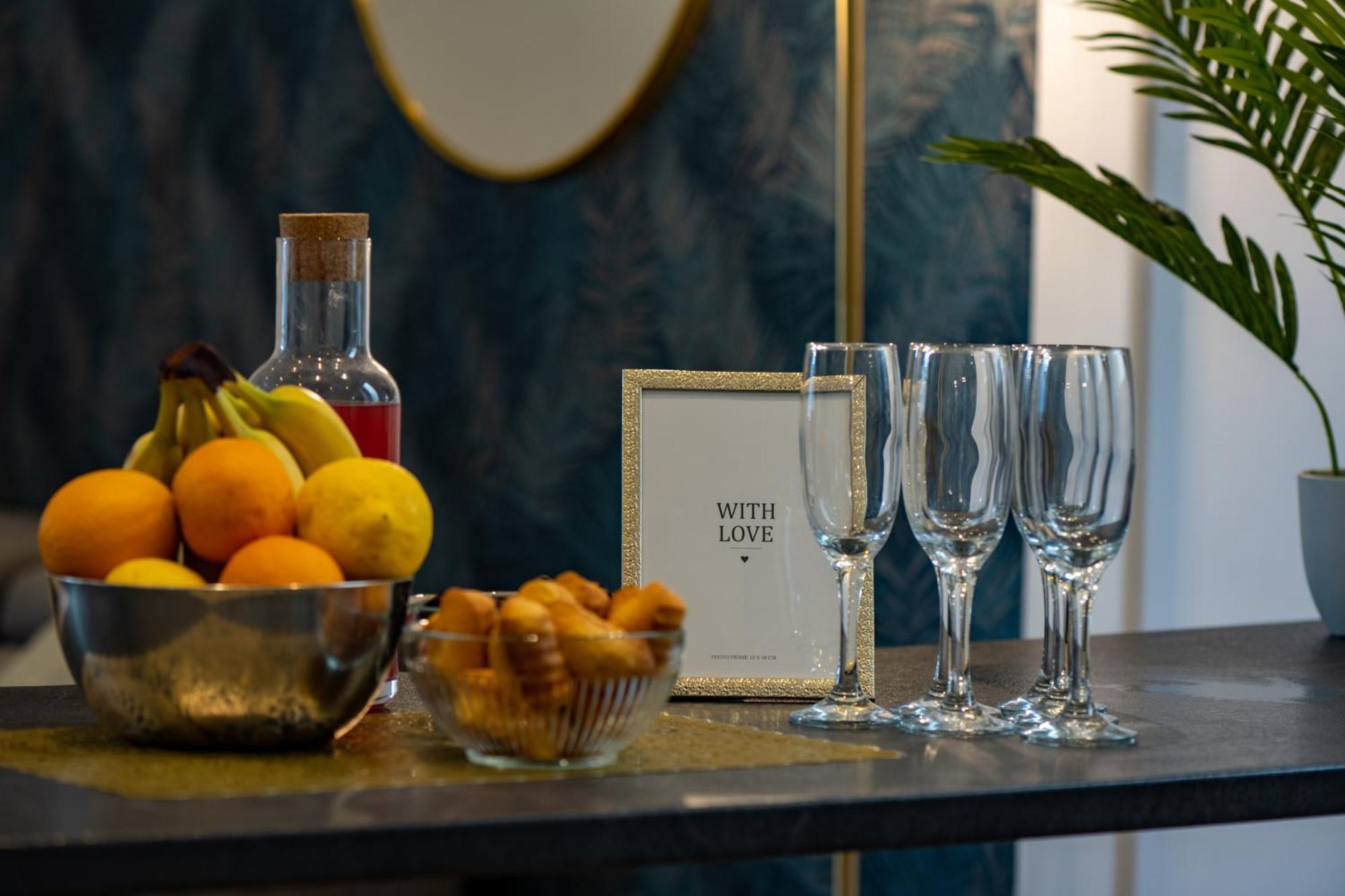 Chic Family - Neuf & Moderne - Parking Wifi Centre Ville Gare Tgv - Confort Ideal Famille - Offre Speciale Perpignan Exterior photo